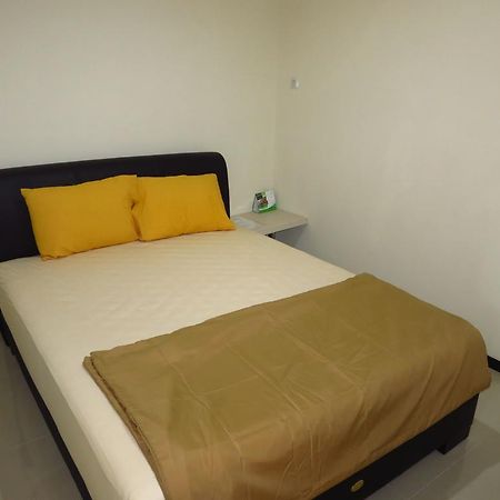Budget Guest House Tunas Mandiri Jaya 玛琅 外观 照片