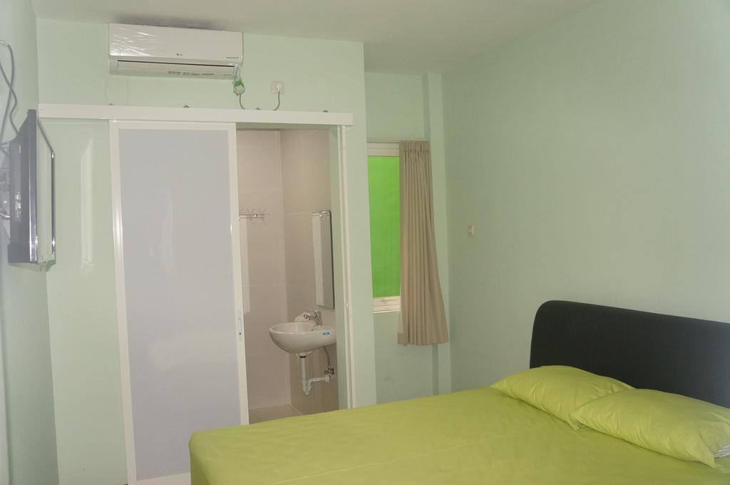 Budget Guest House Tunas Mandiri Jaya 玛琅 客房 照片