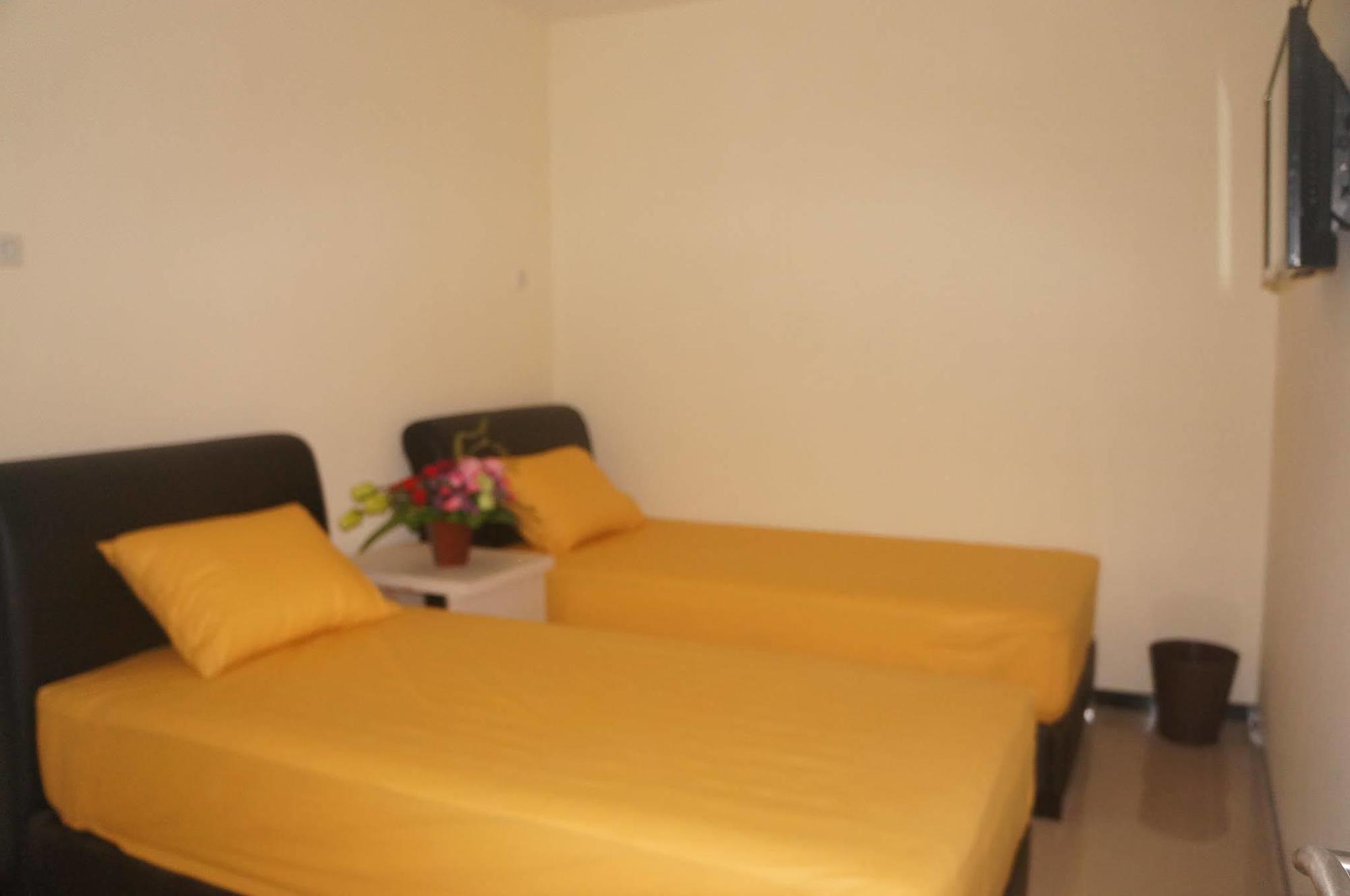 Budget Guest House Tunas Mandiri Jaya 玛琅 外观 照片