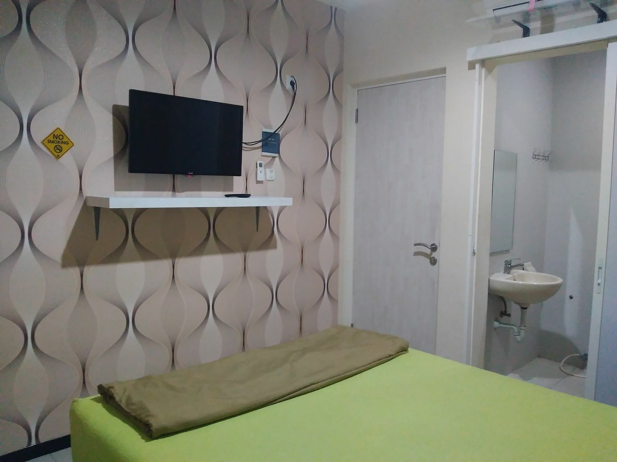 Budget Guest House Tunas Mandiri Jaya 玛琅 外观 照片